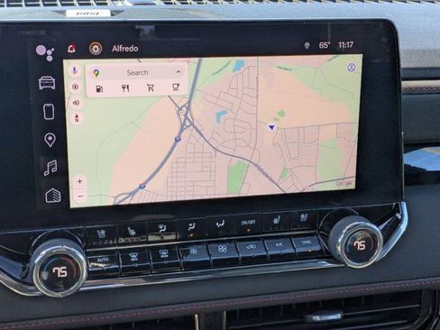 Used 2023 Chevrolet Colorado Z71 w/ Z71 Convenience Package 2 image 24