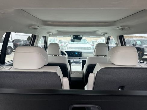 New 2026 Hyundai Santa Fe Calligraphy FWD image 36