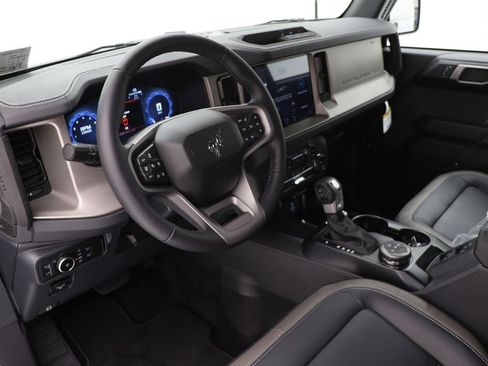 New 2025 Ford Bronco Outer Banks image 15