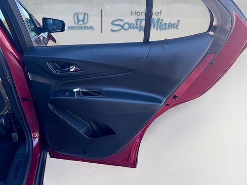 Used 2020 Chevrolet Equinox LT image 30