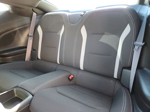 Used 2017 Chevrolet Camaro SS image 16