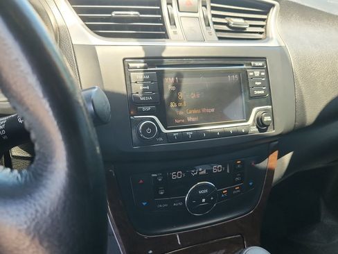 Used 2015 Nissan Sentra SL FWD image 23