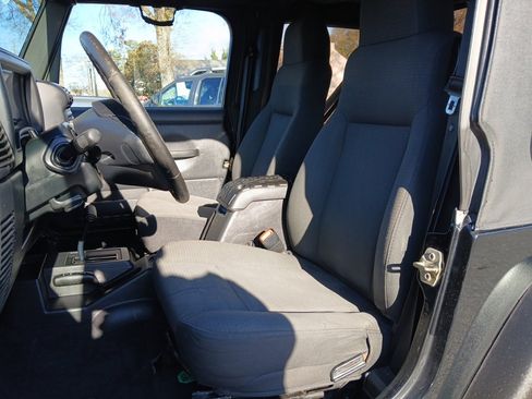 Used 2006 Jeep Wrangler X image 15