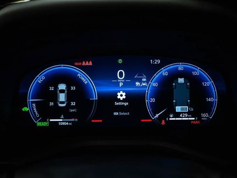 Used 2025 Toyota Camry XSE AWD/4WD image 17