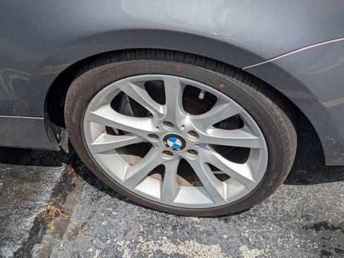 Used 2012 BMW 135i Convertible RWD image 10
