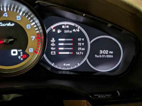 Certified 2022 Porsche Cayenne Turbo AWD/4WD image 30