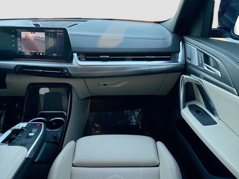 Used 2024 BMW X2 M35i image 17