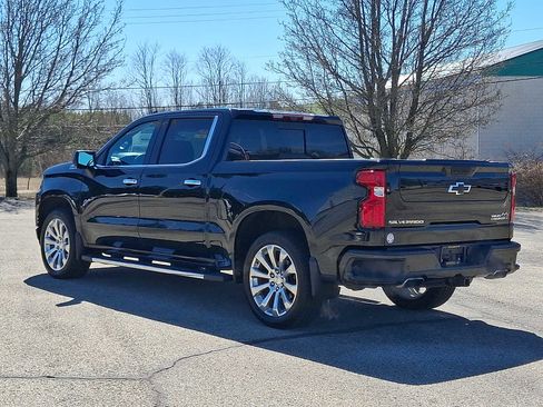 Used 2021 Chevrolet Silverado 1500 High Country w/ Technology Package image 5
