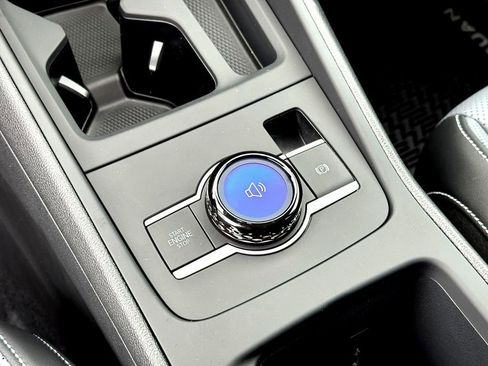 New 2026 Volkswagen Tiguan SE image 14