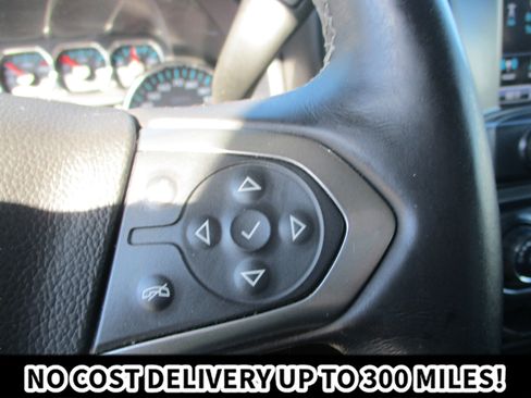 Used 2018 Chevrolet Silverado 1500 LT AWD/4WD image 17