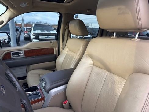 Used 2010 Ford F150 Lariat image 16
