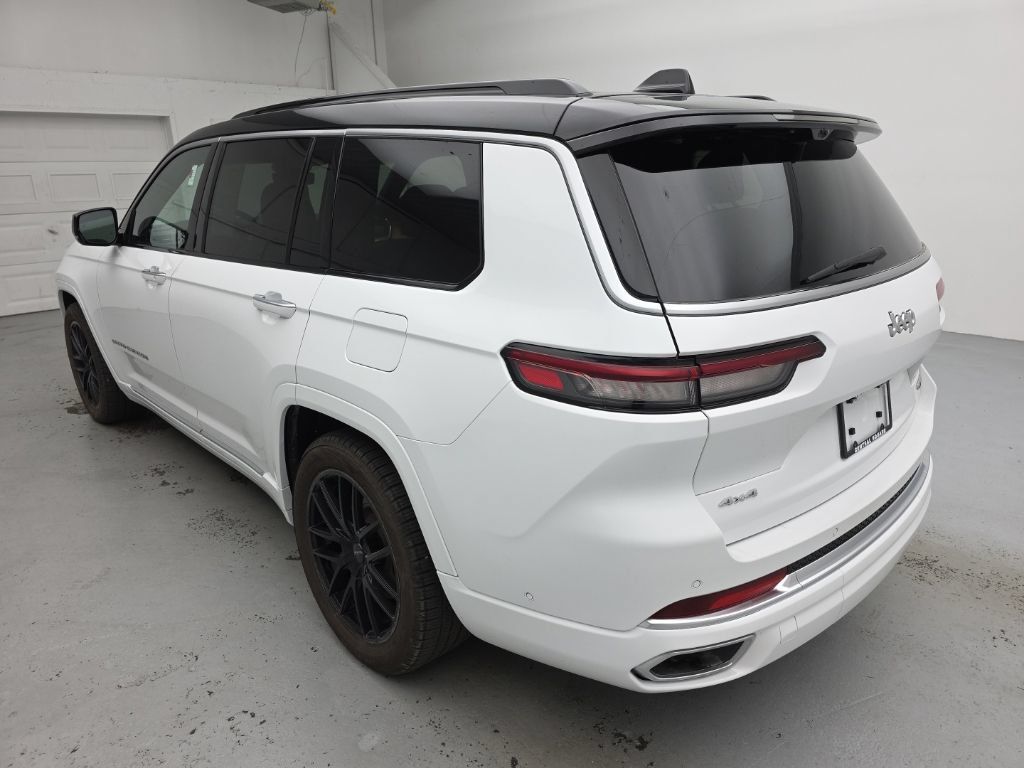 Used 2024 Jeep Grand Cherokee L Summit AWD/4WD image 10