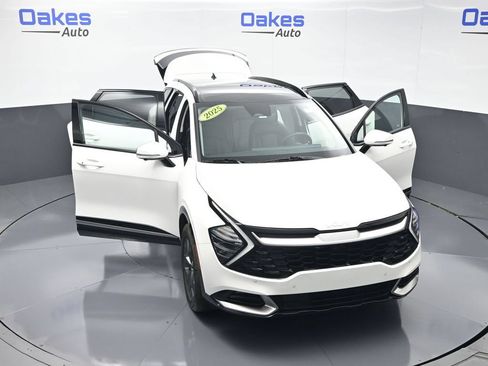 Certified 2025 Kia Sportage SX Prestige AWD/4WD image 61