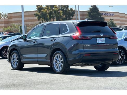 Used 2025 Honda CR-V EX image 6