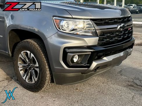 Used 2021 Chevrolet Colorado Z71 AWD/4WD image 10