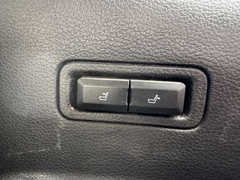Used 2021 Ford Expedition Platinum AWD/4WD image 25
