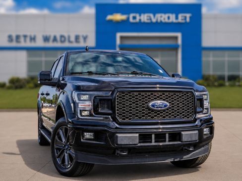Used 2018 Ford F150 Lariat w/ Equipment Group 502A Luxury AWD/4WD image 2