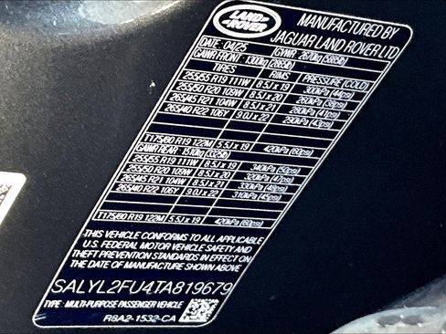 New 2026 Land Rover Range Rover Velar Dynamic SE image 13