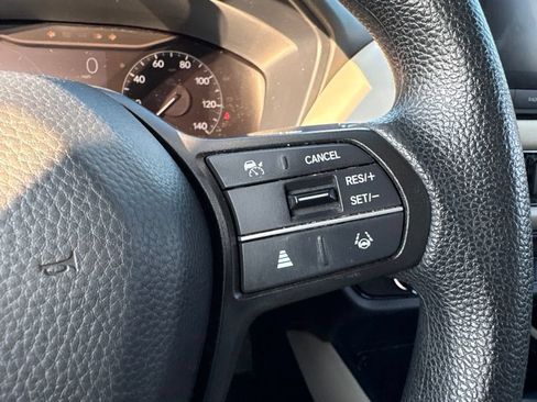 Used 2024 Honda HR-V LX image 22