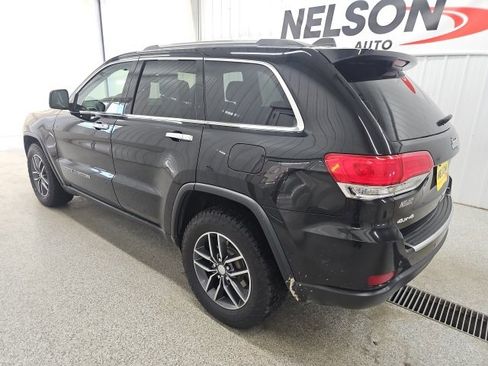 Used 2018 Jeep Grand Cherokee Limited image 9