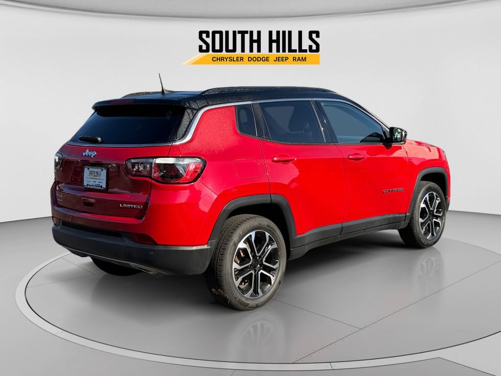 Used 2023 Jeep Compass Limited w/ Sun and Sound Group AWD/4WD image 5