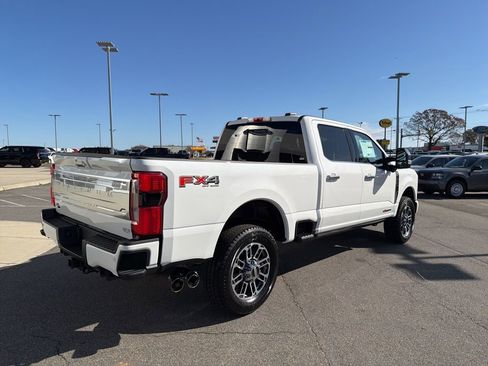 New 2026 Ford F250 Platinum w/ Platinum Plus Package image 3