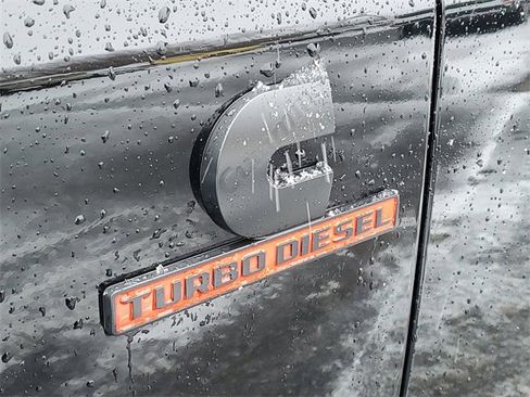 Used 2025 RAM 3500 Laramie image 35