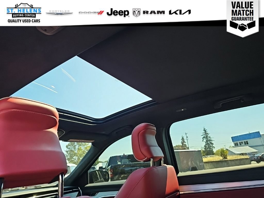 Used 2024 Jeep Wagoneer Limited AWD/4WD image 38