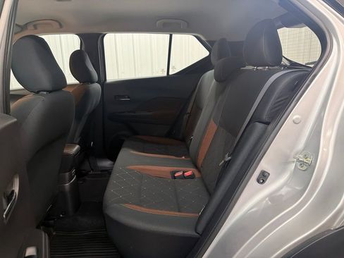 Used 2020 Nissan Kicks SR FWD image 24