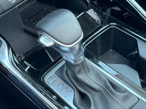 Used 2022 Kia Sorento SX image 24