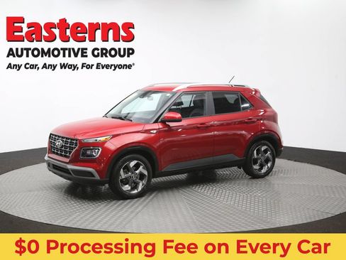 Used 2023 Hyundai Venue Limited FWD image 57