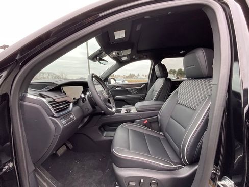 New 2026 GMC Acadia Denali w/ Super Cruise Package AWD/4WD image 15