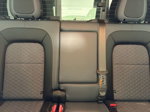 Used 2021 Chevrolet Colorado Z71 w/ Safety Package AWD/4WD image 40