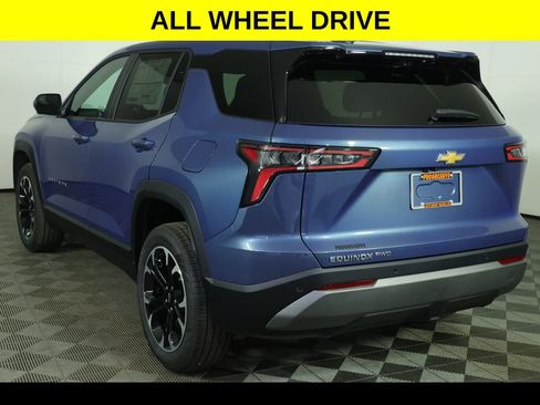 New 2026 Chevrolet Equinox LT w/ Safety and Technology Package AWD/4WD image 6