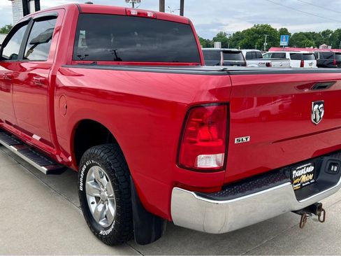 Used 2021 RAM 1500 Classic SLT AWD/4WD image 5