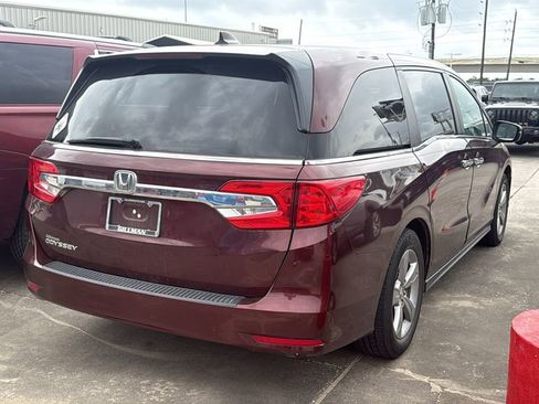 Used 2018 Honda Odyssey EX-L image 3