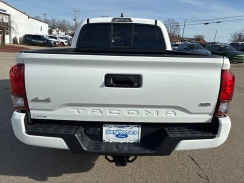 Used 2021 Toyota Tacoma SR image 7