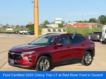Used 2025 Chevrolet Trax LT