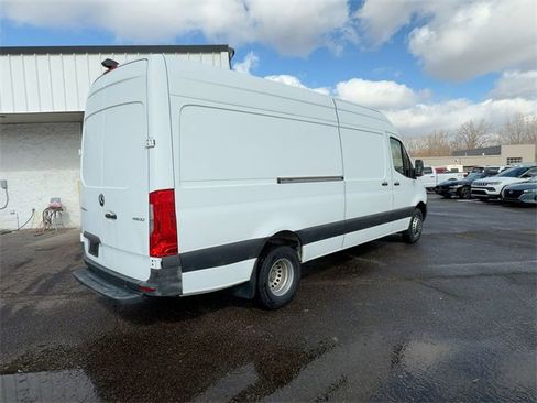 Used 2019 Mercedes-Benz Sprinter 170 image 5