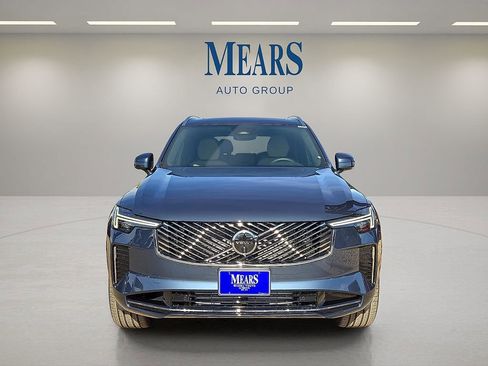 New 2026 Volvo XC90 T8 Plus w/ Protection Package Premier image 8