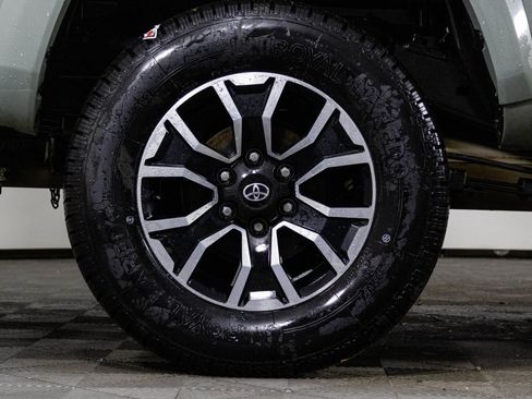 Used 2023 Toyota Tacoma TRD Sport w/ TRD Premium Sport Package image 38