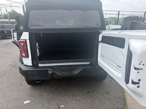Used 2024 Ford Bronco Outer Banks AWD/4WD image 15
