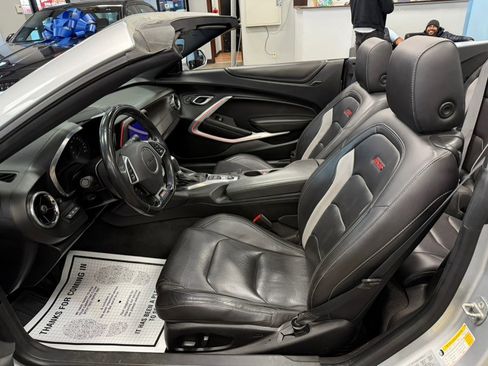 Used 2019 Chevrolet Camaro SS image 67