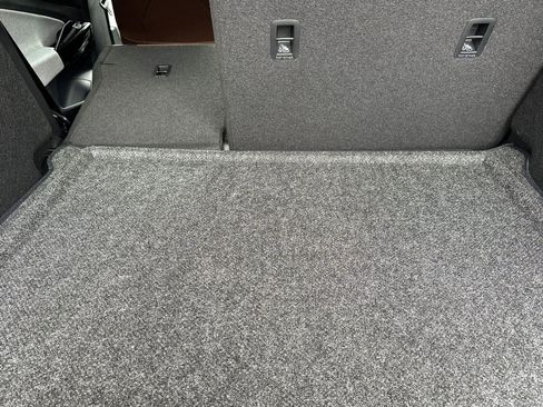 New 2025 Volkswagen ID.4 Pro image 14