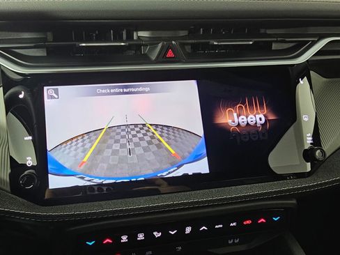 New 2026 Jeep Cherokee Laredo image 28