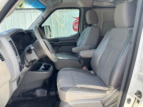 Used 2018 Nissan NV 1500 SV image 13