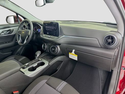 New 2026 Chevrolet Blazer LT w/ Convenience Package FWD image 29