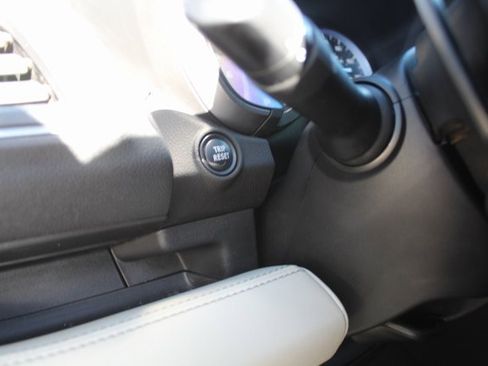 Used 2021 Subaru Ascent Limited w/ Technology Package image 37