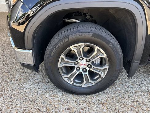 Certified 2025 GMC Sierra 1500 SLT AWD/4WD image 33