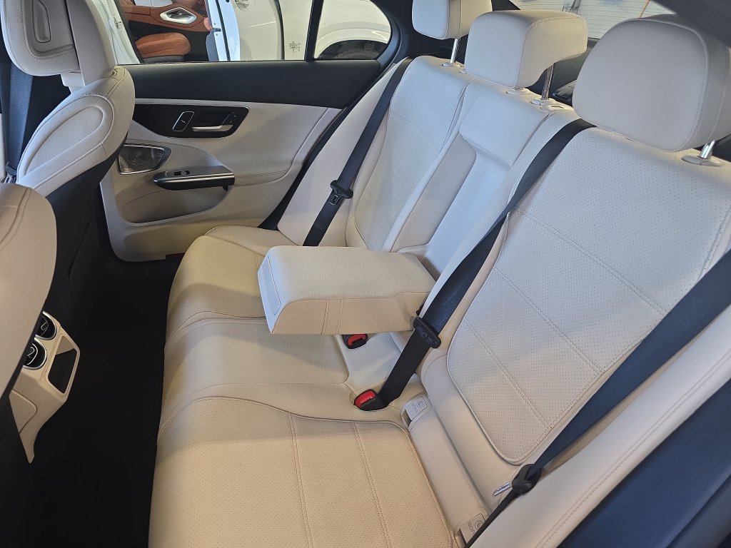 Certified 2026 Mercedes-Benz C 300 Sedan image 17